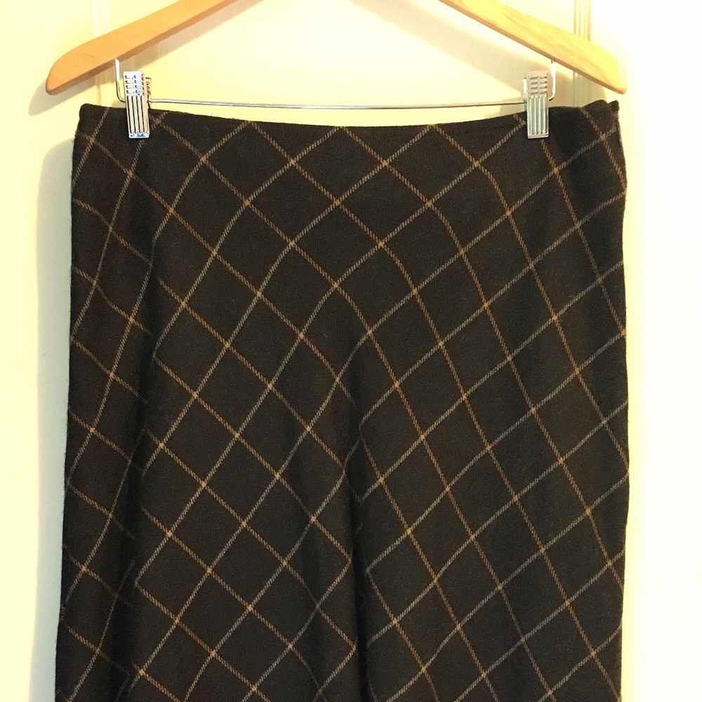 Bias cut knee-length skirt